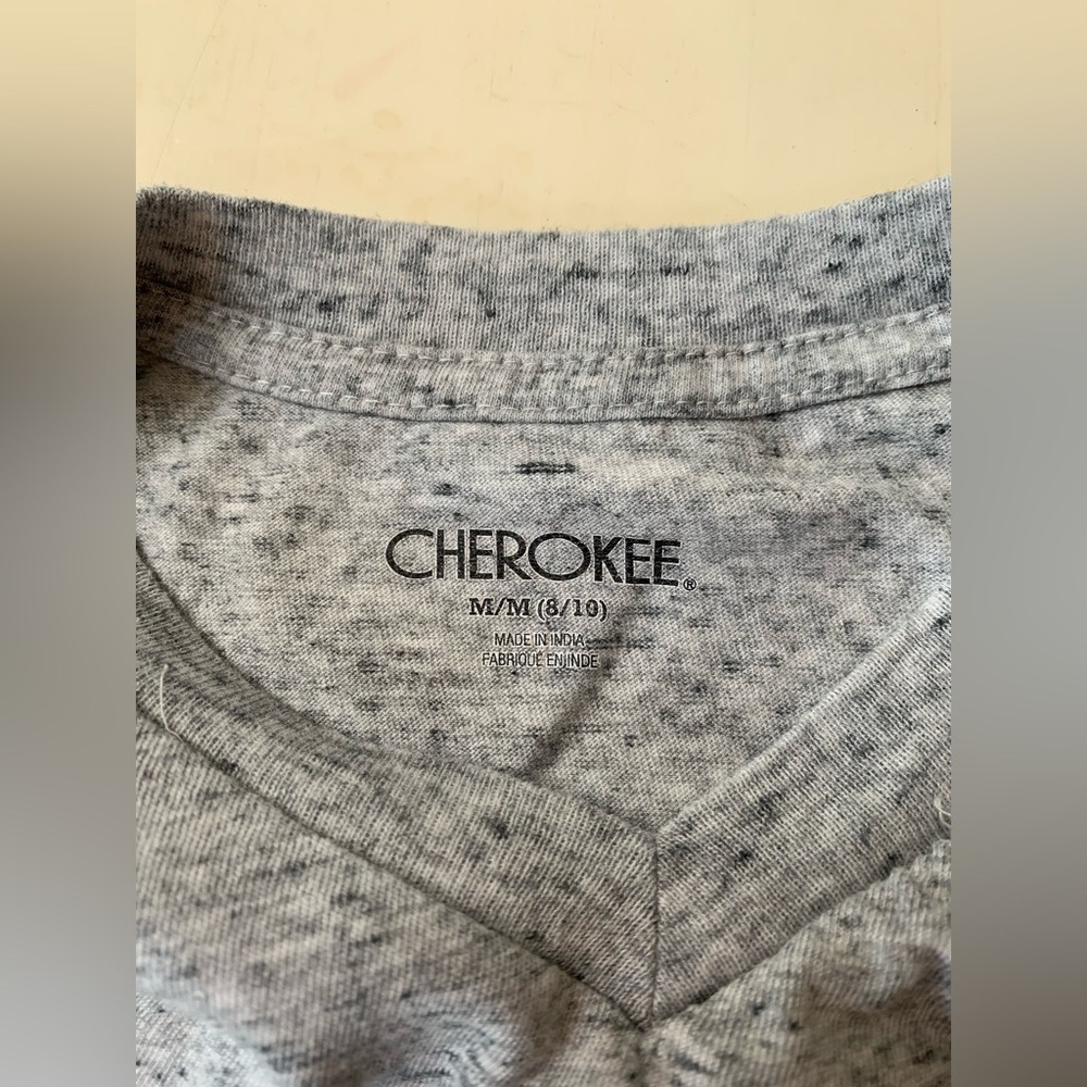 Cherokee t-shirt - Picture 2 of 3